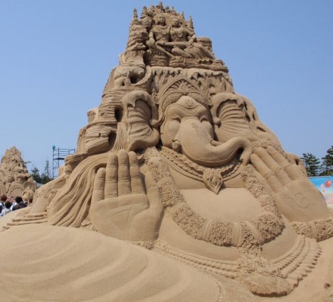 sand sculpture