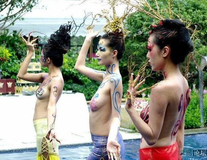 Bodyart girls, China