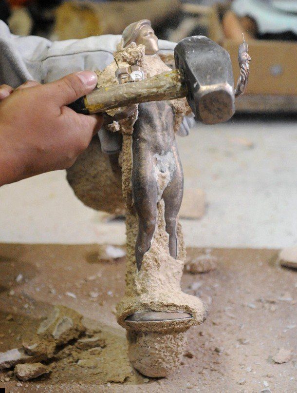 Production of premium figurines for  American Actors Guild