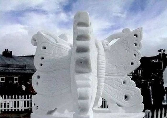 snow sculpture