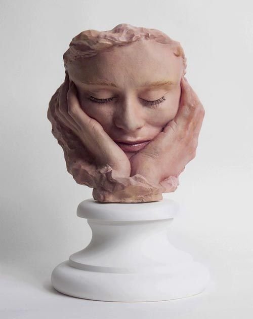 Realistic sculptures by Carole Feuerman