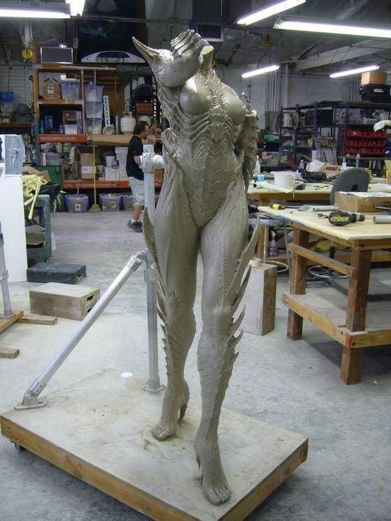 Making of Sarah Kerrigan sculpture