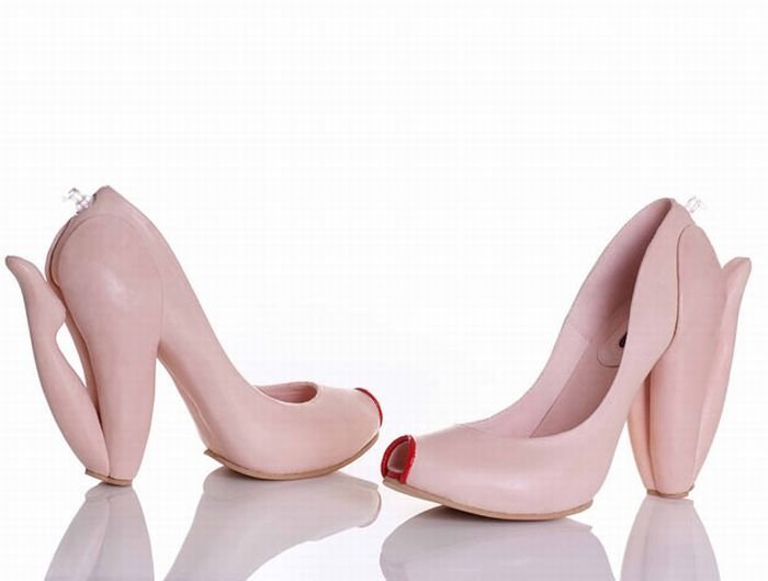 Shoe design by Kobi Levy