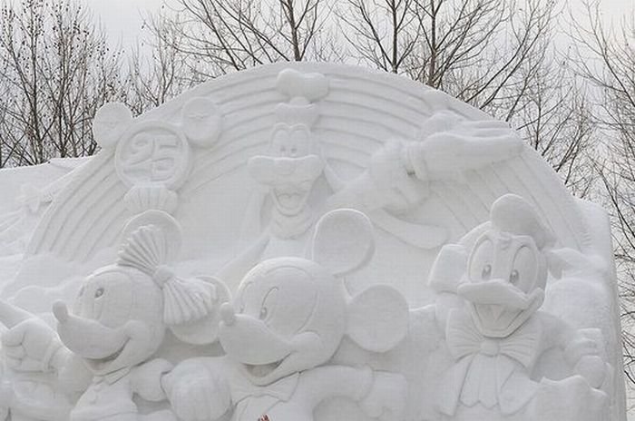 snow sculpture