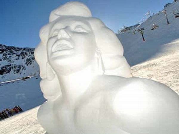 snow sculpture