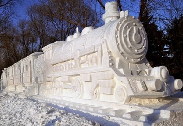 snow sculpture