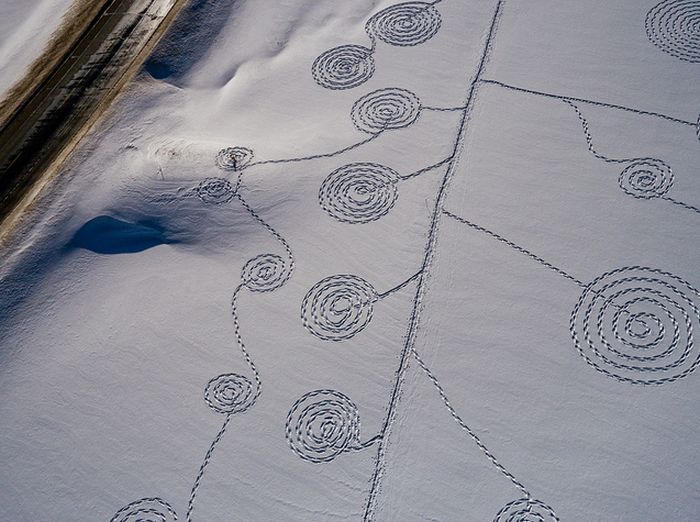 snow drawings