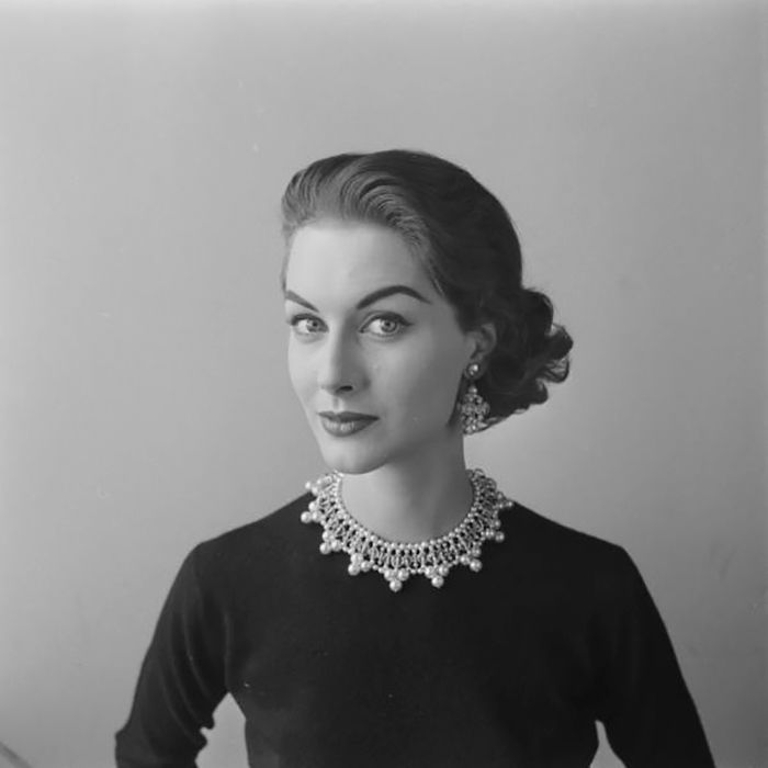 Black and white photography by Nina Leen