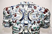 Art & Creativity: Porcelain clothes by Li Xiaofeng
