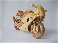 Art & Creativity: Miniature wooden motorcycles by Vyacheslav Voronovich