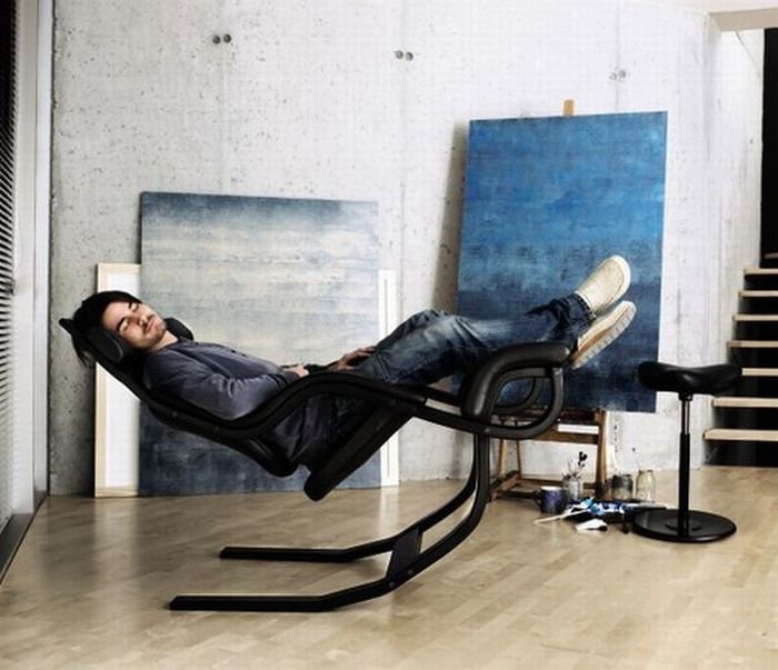zero gravity reclining chair