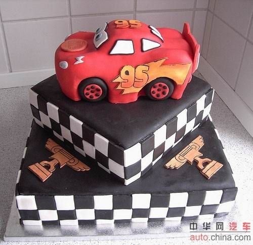 car cake decorating