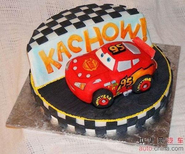 car cake decorating