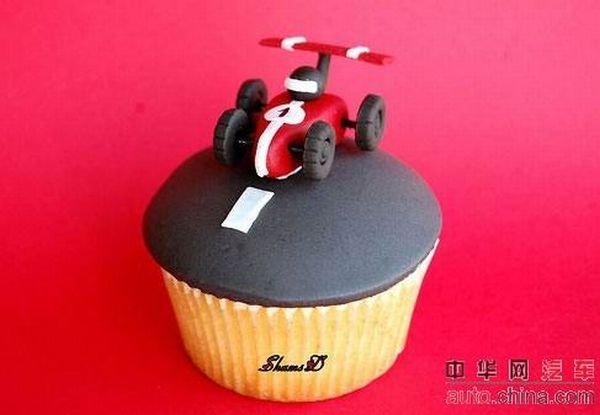 car cake decorating