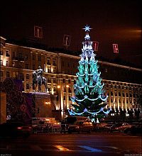 Architecture & Design: Christmas tree, Moscow, Russia