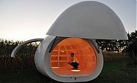 Architecture & Design: Mobile egg office