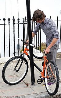 Architecture & Design: Bendable bicycle by Kevin Scott