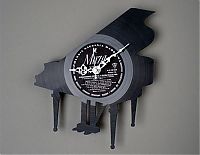 Architecture & Design: clocks made from vinyl records