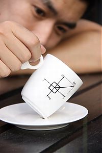 Architecture & Design: zero-gravity coffee cup