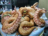 Architecture & Design: octopus cake