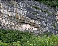 Architecture & Design: The Hermitage of San Colombano, Italy