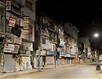 Architecture & Design: Ahmedabad, no life last night by Frédéric Delangle