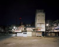 Architecture & Design: Ahmedabad, no life last night by Frédéric Delangle