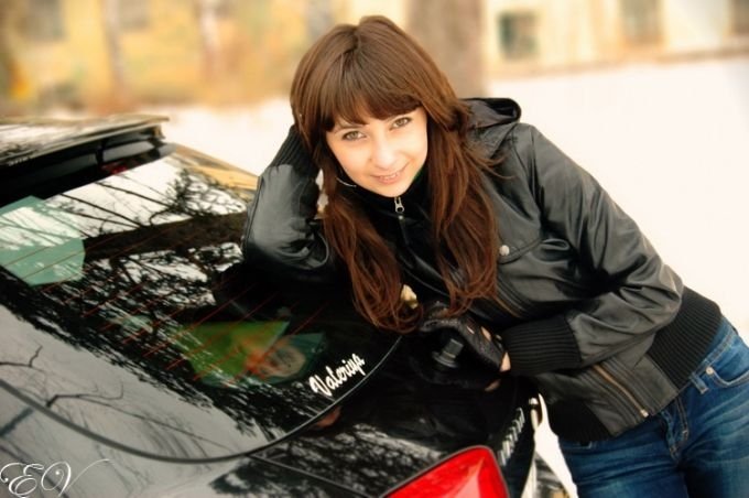 girl with a car