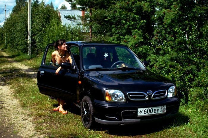 girl with a car