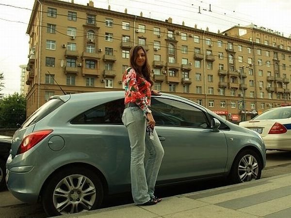 girl with a car