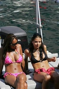Motorsport models: Girls In The Monaco Harbour - Monaco 2006-05-26