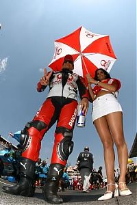 Motorsport models: Hofmann and girl, Catalunya MotoGP Race 2007