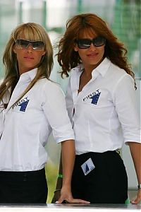 Motorsport models: Security Girls Magny Cours 2006-07-16