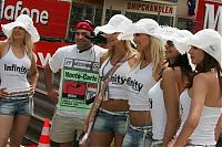 Motorsport models: TV Cameraman Has His Photo Taken With Girls - Monaco 2006-05-27