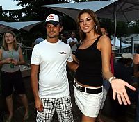 Motorsport models: Vitantionio Liuzzi Toro Rosso With A Girl Monza 2006-09-07