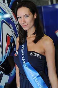 TopRq.com search results: Yamaha pit babes, Miss Yamaha 2009