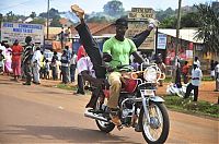 Pictures of the Day: Uganda Political Violance