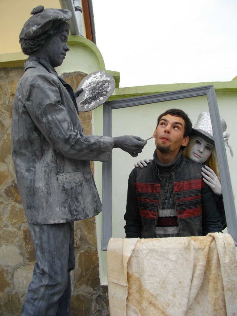 Living Sculptures Championship in Evpatoria