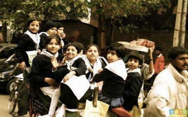 School transport for children, India