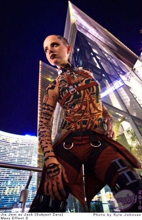 Jia Jem wearing costume from Mass Effect 2