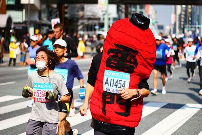 Costumes at the 2011 Tokyo Marathon, Japan