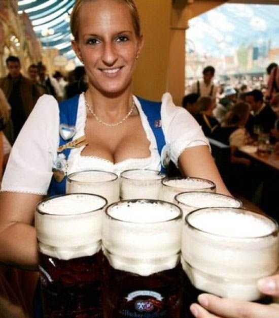 Oktoberfest 2011 girls, Munich, Germany