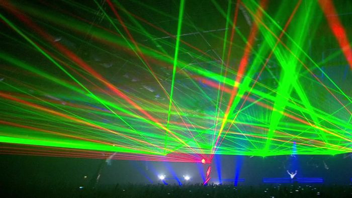 rave party light show