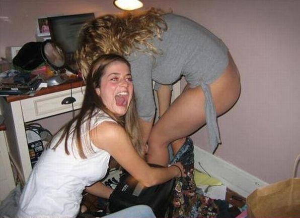 young college girls go crazy