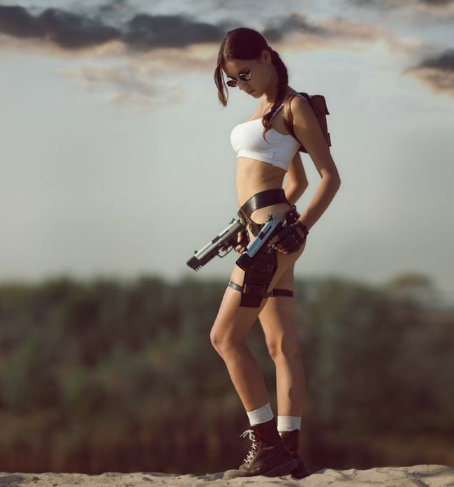 lara croft girl