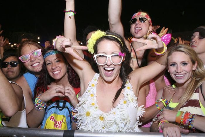 Girls from Electric Daisy Carnival 2012, Las Vegas, United States
