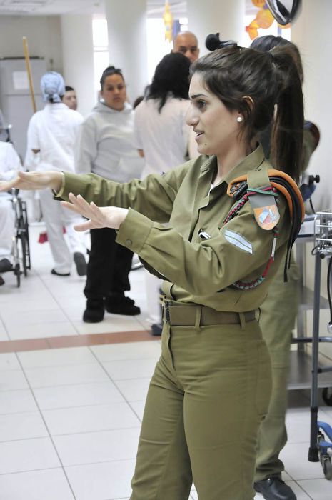 army girls of israeli defense forces