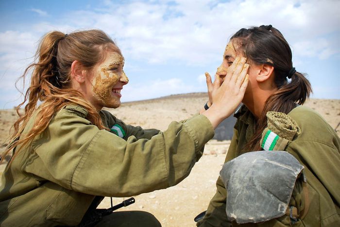 army girls of israeli defense forces