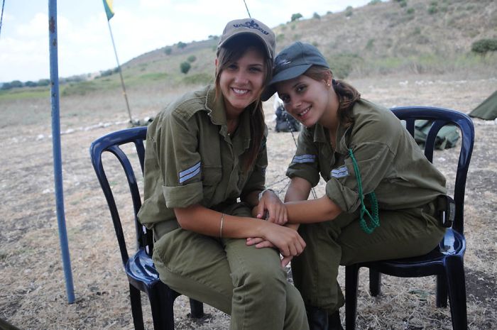 army girls of israeli defense forces