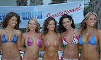 People & Humanity: silvercash bikini contest babes